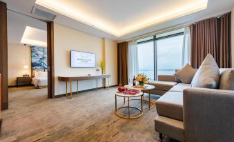 Muong Thanh Luxury Ha Long Centre Hotel