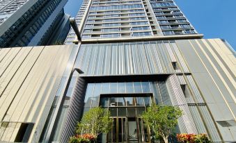 Time ONE International Apartment (Shenzhen Futian Chegongmiao Branch)