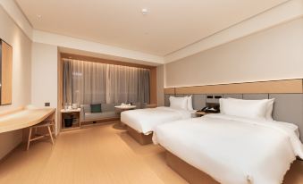 Ji Hotel (Nanjing South Railway Station Square Store)