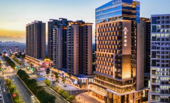 Atour Hotel (Zhongshan North Railway Station, V - Park Plaza)