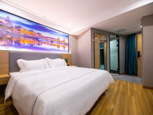 Yishang Intelligent Hotel (Wuhan Zuoling New Town)