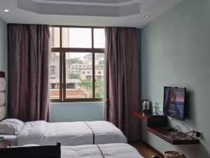 Cenggong Mingyang Business Hotel