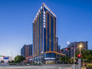 Country Inn & Suites by Radisson, Jiujiang BALIHU International Automobile City