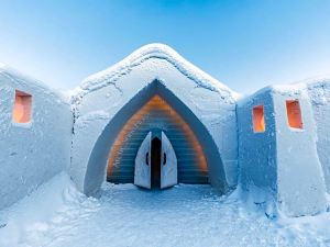 Arctic SnowHotel & Glass Igloos