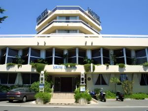 Hotel Brise de Mer - Piscine intérieure & extérieure