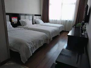 Dali Xintai Hotel