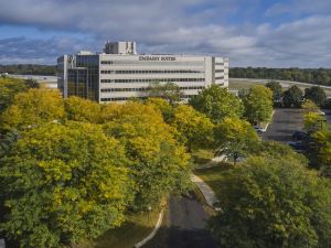 Embassy Suites by Hilton Detroit Troy Auburn Hills