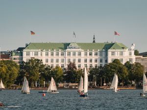 Hotel Atlantic Hamburg-Autograph Collection