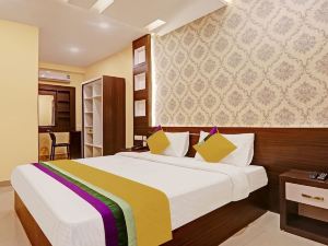 Itsy Hotels Sapphire Residency