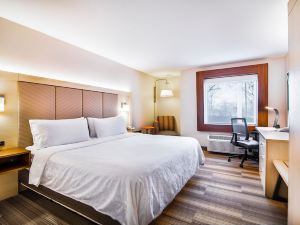 Holiday Inn Express & Suites Langley, โรงแรม IHG