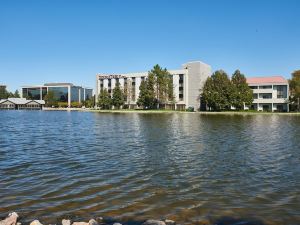 DoubleTree by Hilton Hotel Salt Lake City Airport