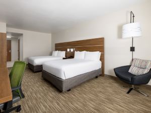 Holiday Inn Express & Suites Oakhurst-Yosemite Park Area