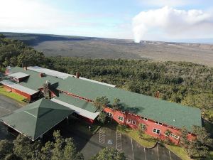 Hawaii Volcano House