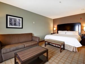 Hampton Inn & Suites Detroit-Canton