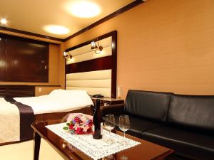 Restay Niigata (Adult Only)