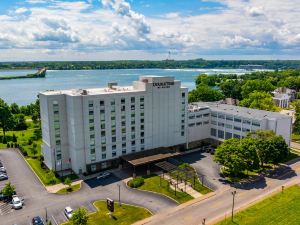 DoubleTree by Hilton Niagara Falls