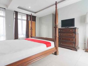 Palagan Joglo Boutique Guest House