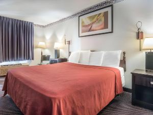 Econo Lodge Inn & Suites Sweetwater I-20