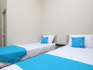 Cozrooms Near Mrt, Plaza Indonesia, and Grand Indonesia