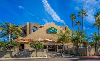 La Quinta Inn & Suites by Wyndham Carlsbad - Legoland Area