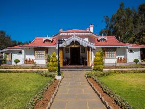 Greenwood Bungalow by Vista Rooms