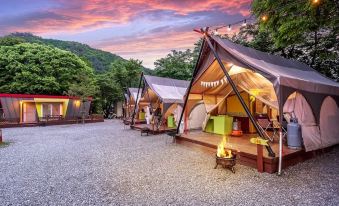 Saeyeon Glamping & Caravan Pocheon