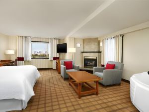 Four Points by Sheraton Edmonton South