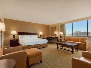 Hilton Fort Wayne at the Grand Wayne Convention Center