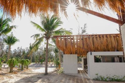 Hotel Exterior Hola Beach - Beach Club & Eco Glamping Resort Photo