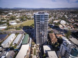 Boardwalk Burleigh Beach - Official