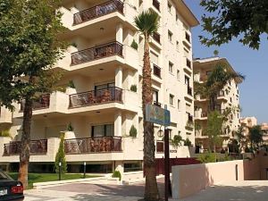 Apartamentos Albir Confort - Avenida 1 Dorm