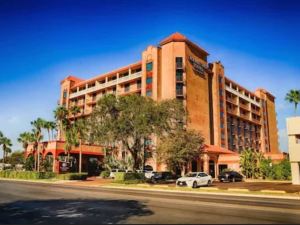 DoubleTree Suites by Hilton McAllen