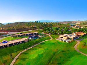 Nau Morgado Golf & Country Club