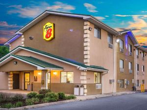 Super 8 by Wyndham Harrisonburg