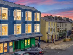 The Courtyard Clifden Boutique Apartments