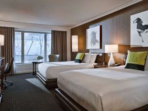 The Logan Philadelphia, Curio Collection by Hilton