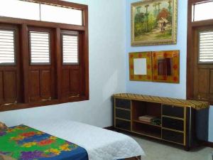 Guest House 51 Pekalongan