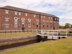 Premier Inn Falkirk Central