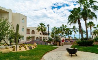 Grand Decameron Los Cabos, A Trademark All Inclusive Resort