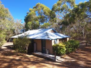 Ellensbrook Cottages