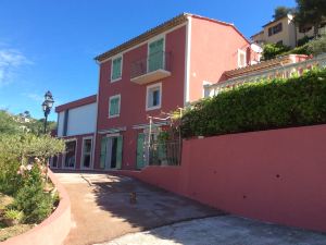 Beau F1 Standing Piscine, Vue