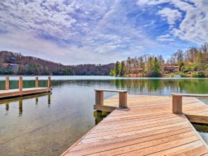 Breathtaking Brevard Home w/ Screened Porch!