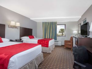 Ramada by Wyndham Davenport Orlando South