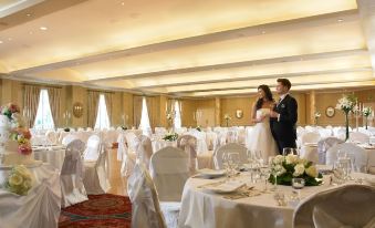 Galway Bay Hotel Conference & Leisure Centre