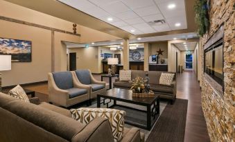 Best Western Plus Lacombe Inn  Suites