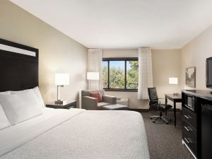 Comfort Suites Lake Geneva East