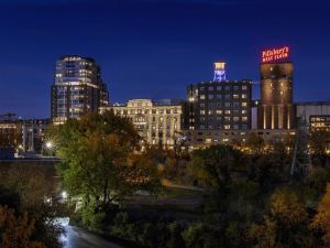 Rand Tower Hotel, Minneapolis, a Tribute Portfolio Hotel