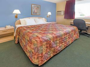 Days Inn by Wyndham Henrietta/Rochester Area