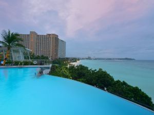 Guam Reef Hotel