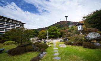 Unzen Miyazaki Ryokan